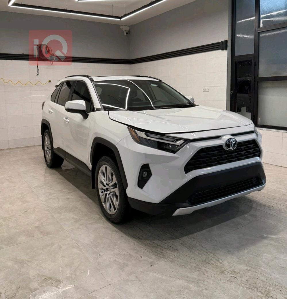 تويوتا راف 4